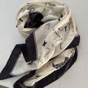 Ann Taylor Chic Black and Cream Scarf